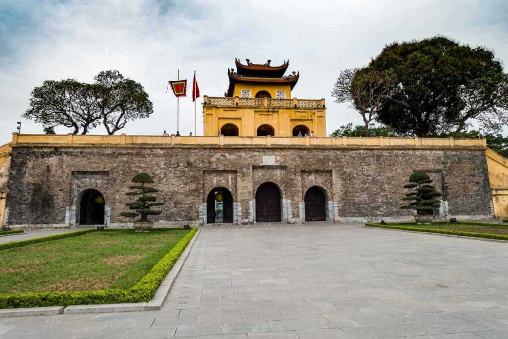 imperial-citadel-of-thang-long (1)