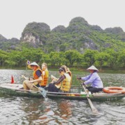 hoa lu tam coc daily tour